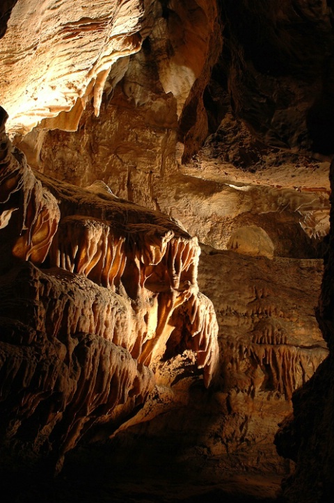 " Cave formations "