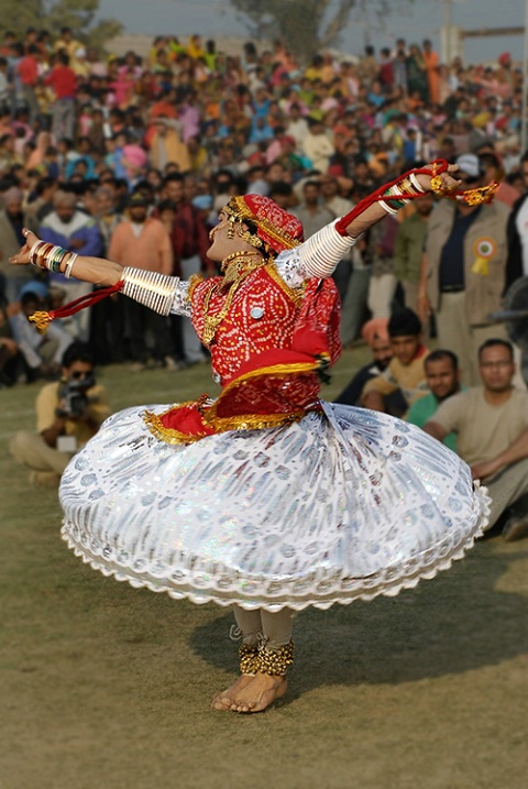 Folk-Dancer