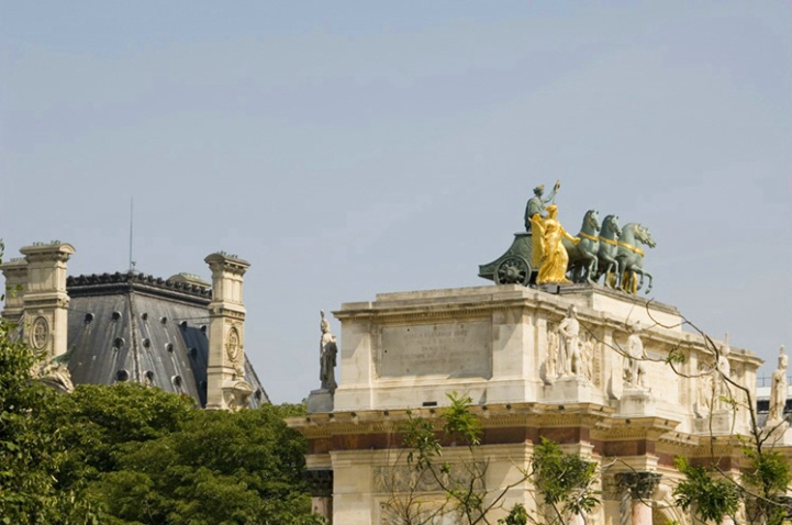 Statue atop Le Louvre, Paris, France - ID: 3581816 © Larry J. Citra