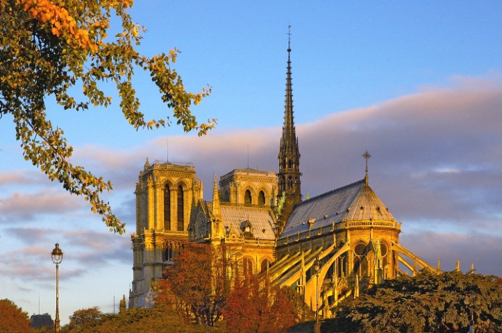 Notre Dame, Sunrise