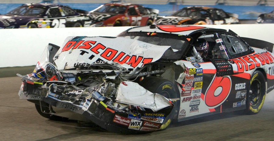 discount_tire_wrecked_car__020