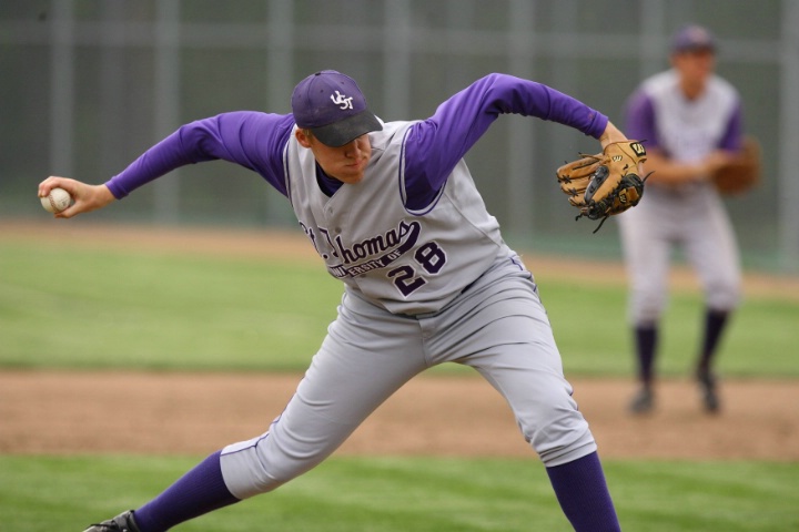 Submarine Pitcher