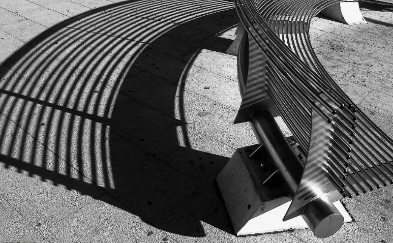 ~ ~ CURVED SHADOW BENCH ~ ~ 