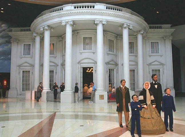 White House Facade in Museum Plaza - ID: 3985044 © Donald E. Chamberlain