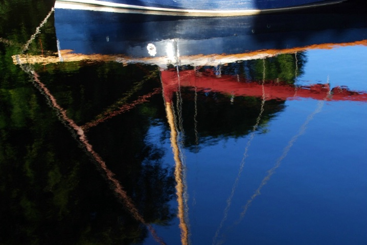 the_reflected_sailboat