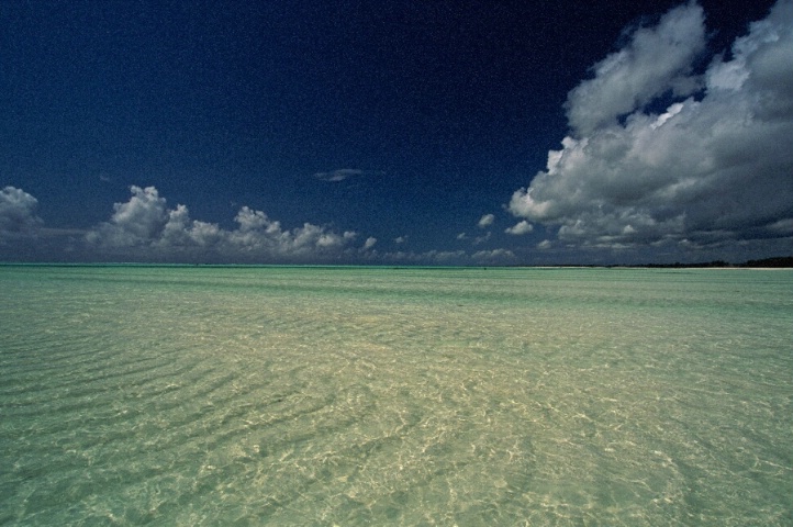 Zanzibar's inverted horizons