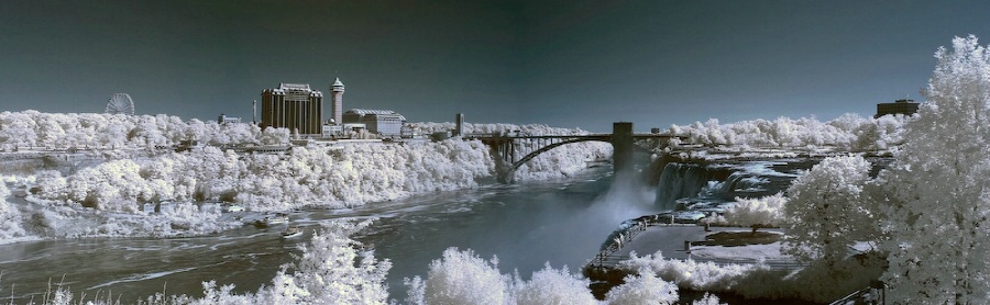Niagara Falls - Infrared Panorama - ID: 4153219 © Alfredo Torres