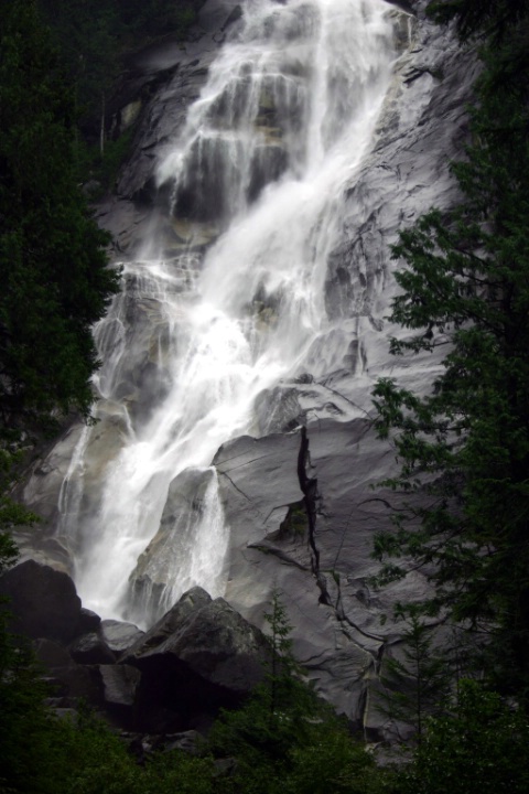 Vail of water