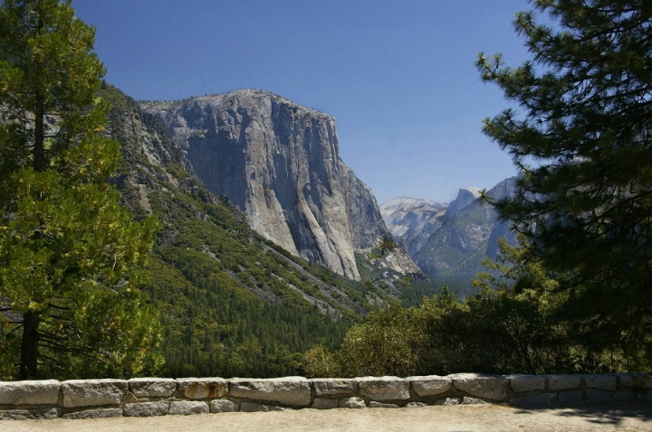Yosemite Valley - ID: 4356688 © Lisa Ann Cyphers