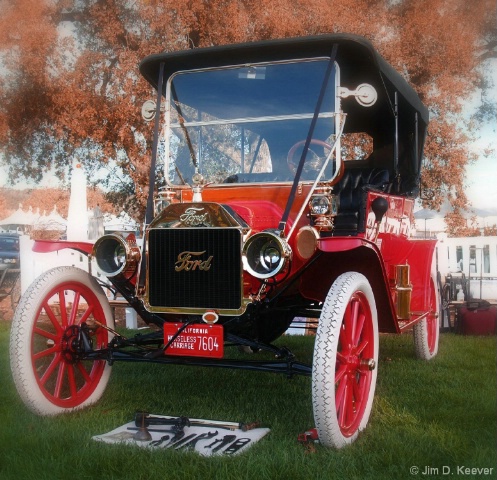 Red Model T FORD