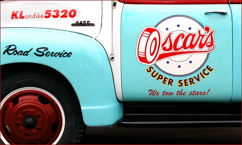 Oscar's Super Service