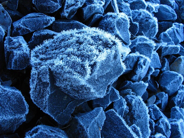 <b>+ Ice Crystals #4 +</b>