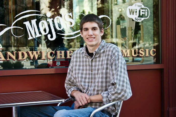 Lunch At Mojo's