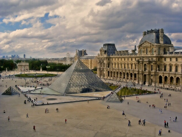 Louvre!