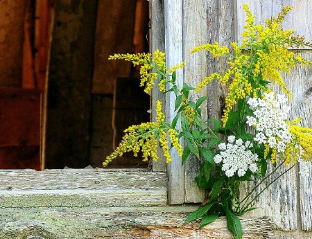 Barn Bouquet