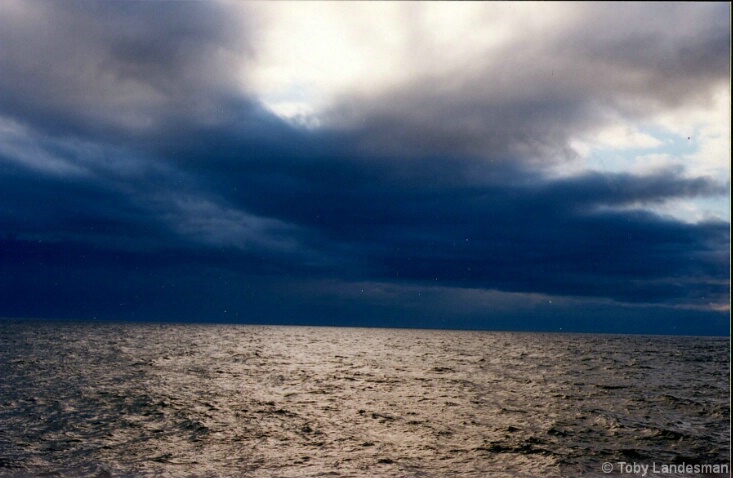 Water -- Lake Superior Blues - ID: 4839095 © Toby Landesman