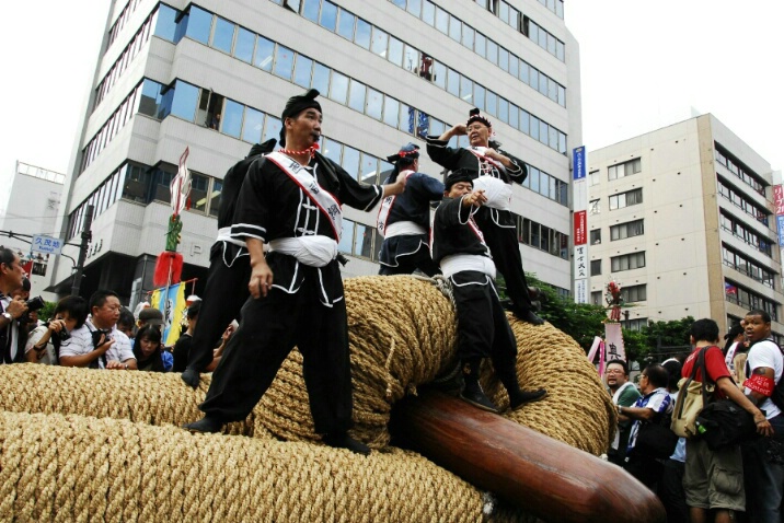 37th Annual Naha O-tsu-Tug-a-War Festival - ID: 4906753 © Nichole Gonzalez