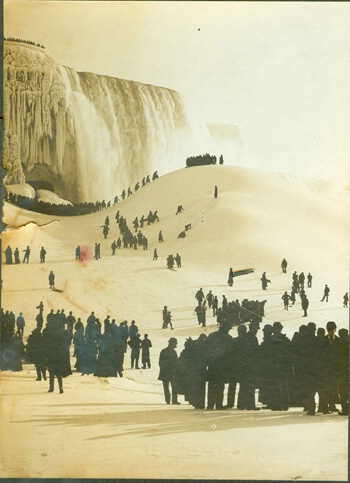 Niagara Falls -- history of photography