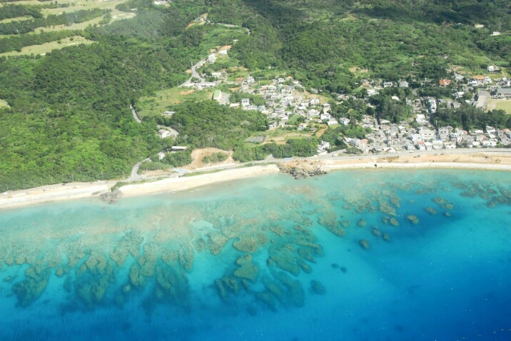 Okinawan Beach - ID: 4988324 © Nichole Gonzalez
