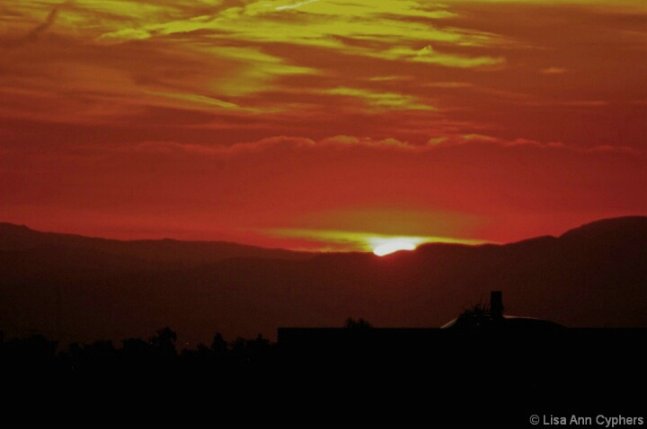 Smokey Sunrise over Southern California - ID: 5014195 © Lisa Ann Cyphers
