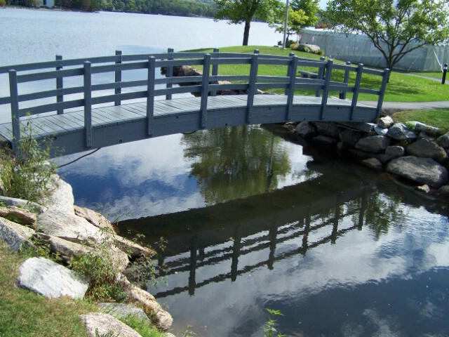 Foot bridge