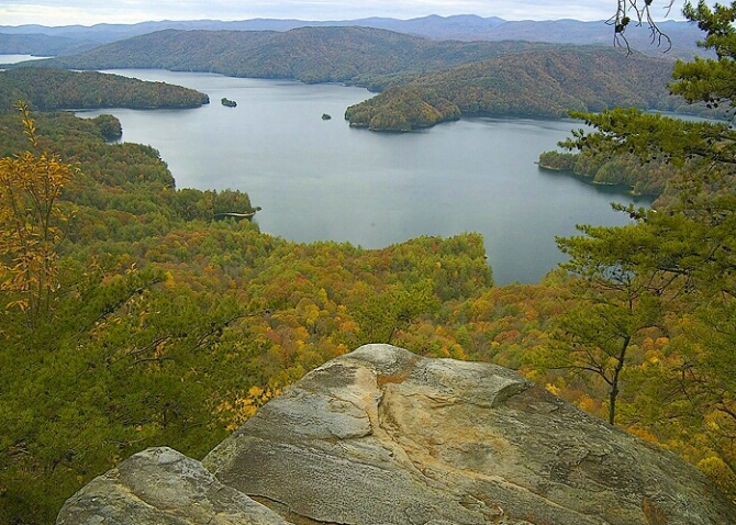 View From Jumping Off Rock, Jocassee Gorges - ID: 5137091 © george w. sharpton