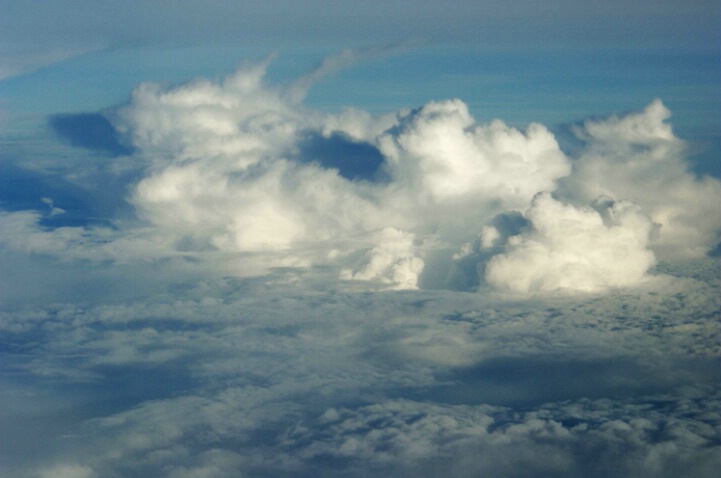 Cloud Mountains - ID: 5185359 © Karen L. Messick