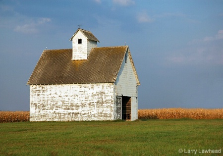 Old Paint Peeling - Barn in the Midwest USA