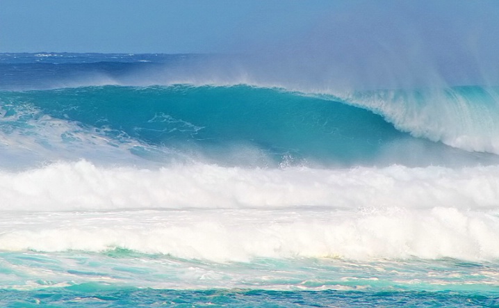 Maui Waves - ID: 5324928 © Janine Russell