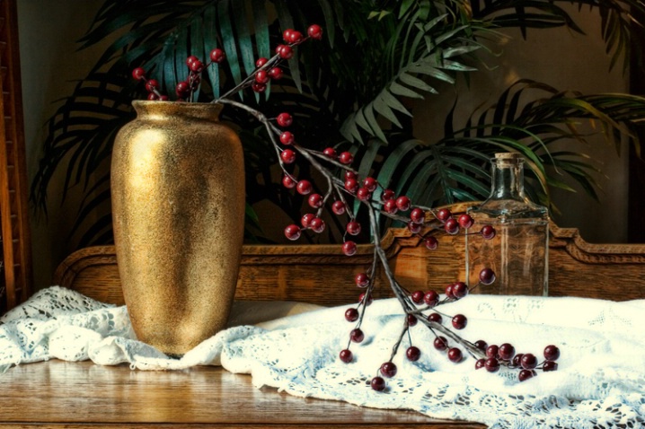 Gold Vase with Berries