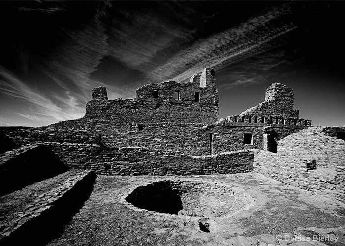 abo_ruins - ID: 5426927 © Denise Bierley