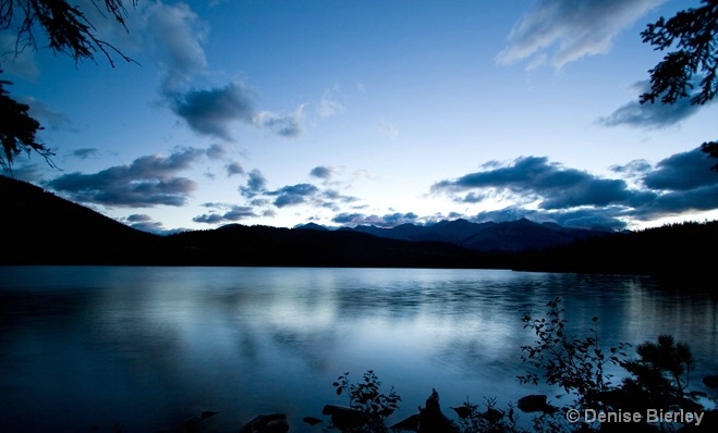 Early Morning Light at Pyramid Lake - ID: 5427610 © Denise Bierley