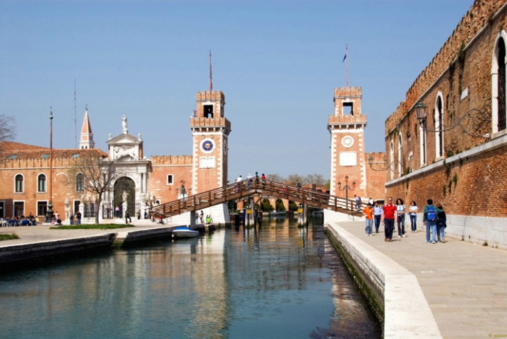 The Arsenale - ID: 5447870 © James R. Lipps