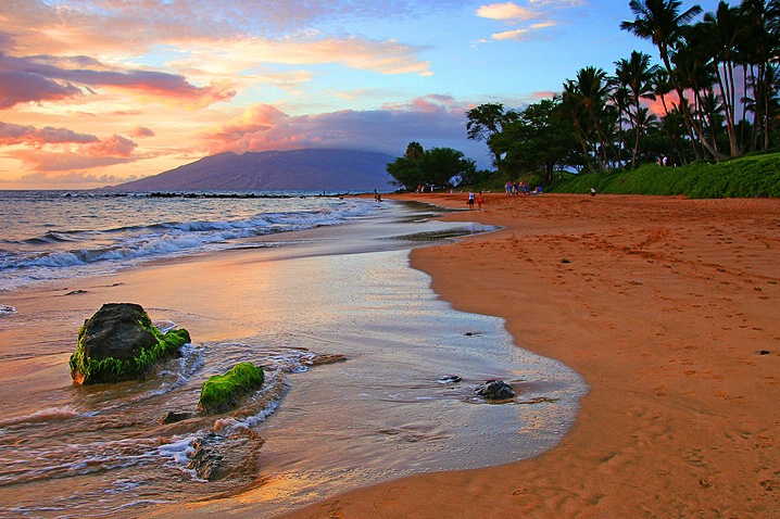 Sunset on Ulua Beach - ID: 5458240 © Janine Russell