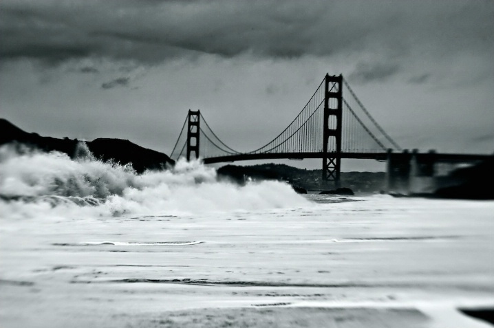 Dark and stormy day on Baker Beach