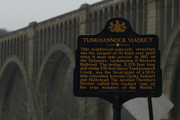 Tunkhannock Viaduct Sign.  The DOF was reduced pre