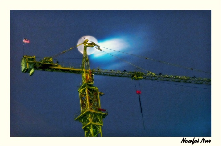 Moon & Tower Crane, v.2, Edit E