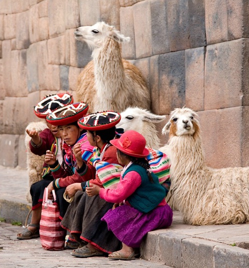 Family with llamas-Cusco, Peru - ID: 5566050 © Stacey J. Meanwell