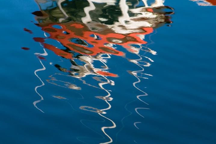 Squiggles: Reflection Abstract
