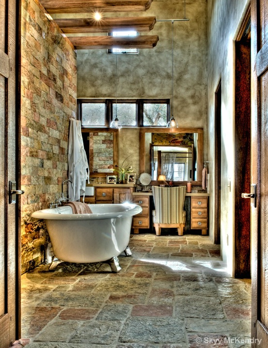 Bramasole' Master Bath