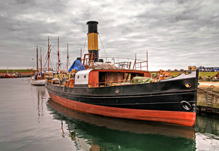 The Old Steam Boat