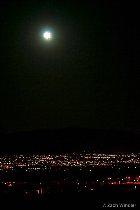 Albuquerque at Full Moon