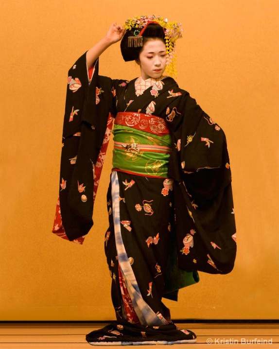 Dancing Geisha (Maiko) in Kyoto