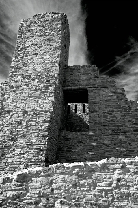 Quari Ruins - ID: 6034475 © Denise Bierley