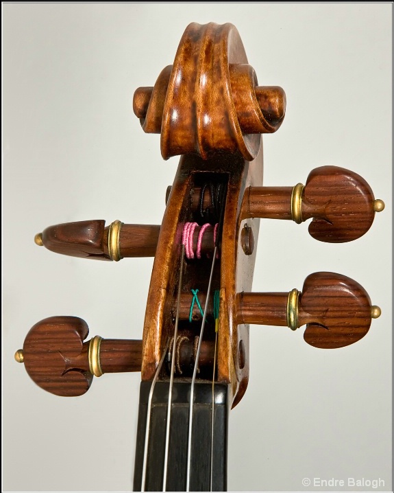 Peg Box - ID: 6061084 © Endre Balogh