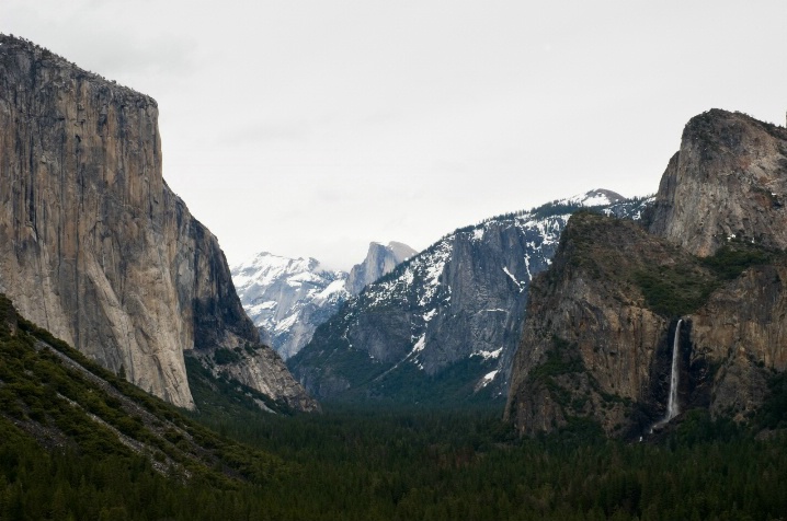 Tunnel View