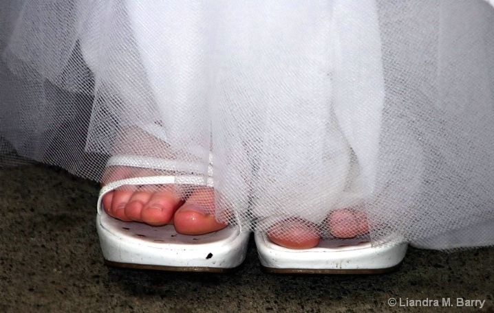 Wet bridal toes - ID: 6119246 © Liandra Barry 