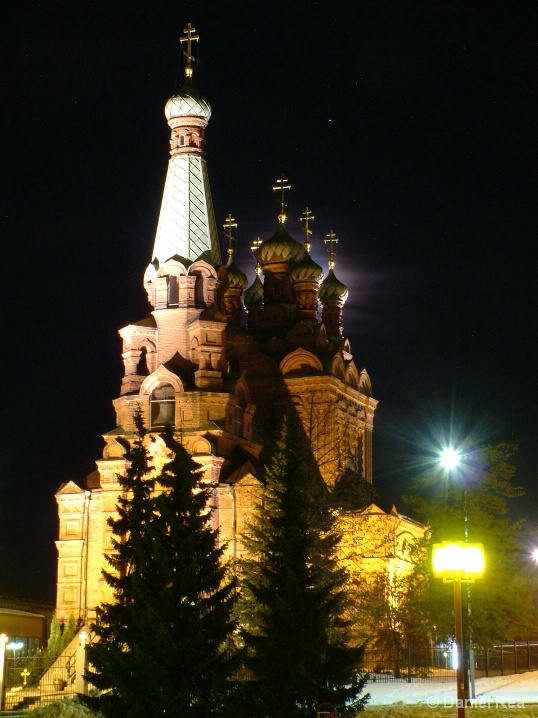 Ortodoksinen Kirkko (Moonlit from behind)