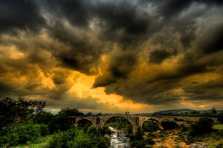 Pont Julien 