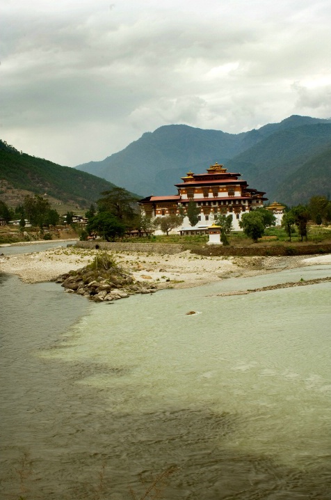 Bhutan - The Punakha Valley - Two rivers meet